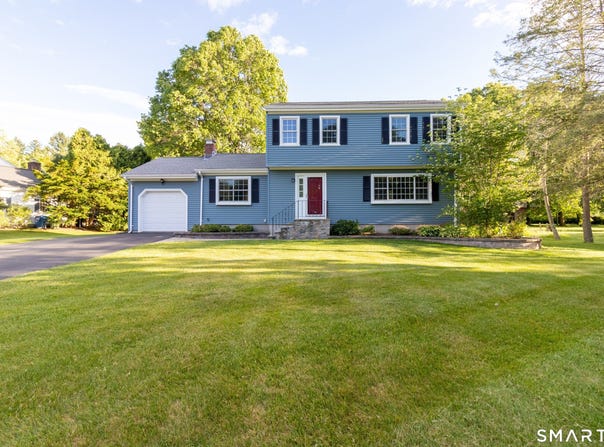 15 Kennedy Road, Windsor, CT 06095