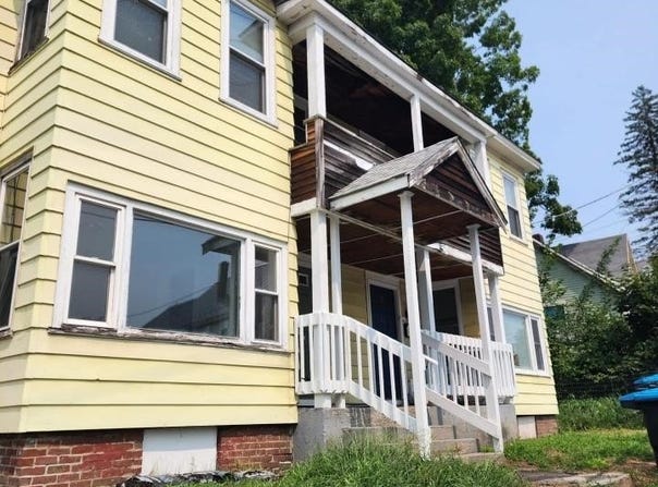 55 Sullivan Street, Claremont, NH 03743