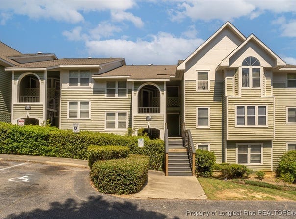 1002 Brookhollow Drive unit: 11, Fayetteville, NC 28314