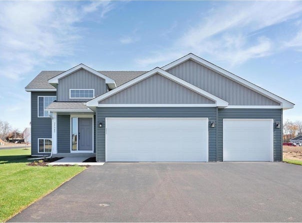 37569 Greenwich Court, North Branch, MN 55056