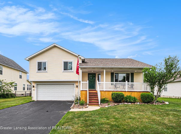 242 Coventry Lane, Mason, MI 48854