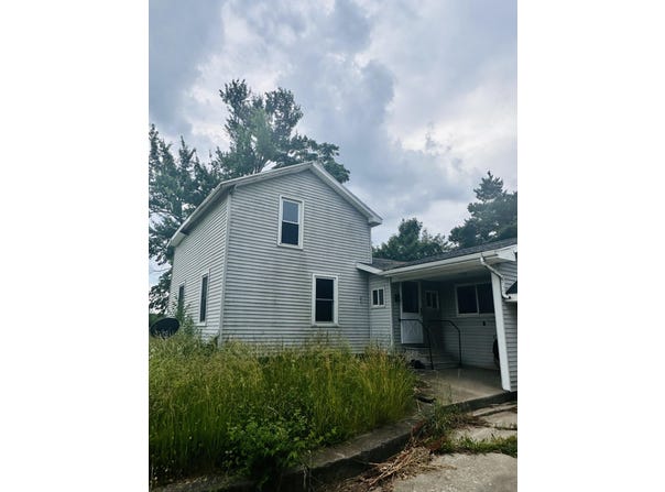 5740 W Montgomery Road, Camden, MI 49232