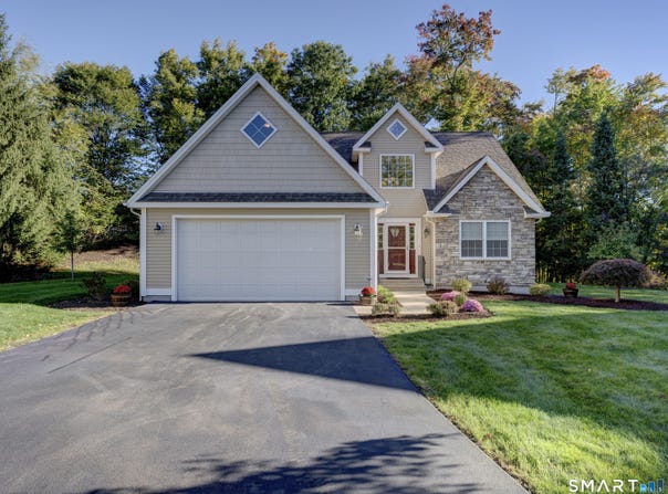 2 Streamside Lane, Berlin, CT 06037