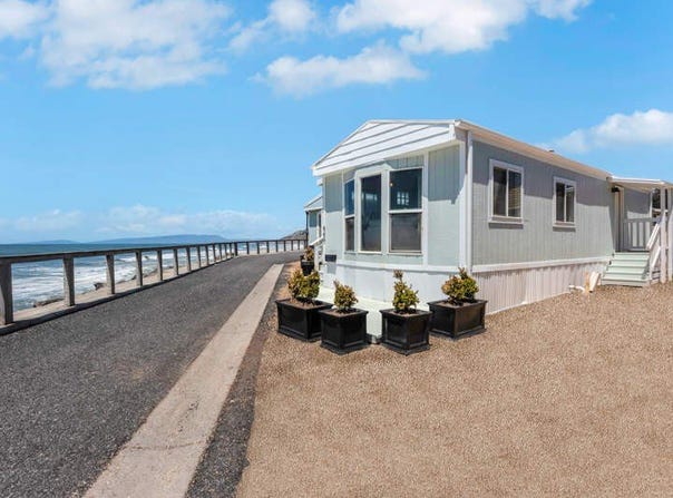 440 4th Avenue, Pacifica, CA 94044