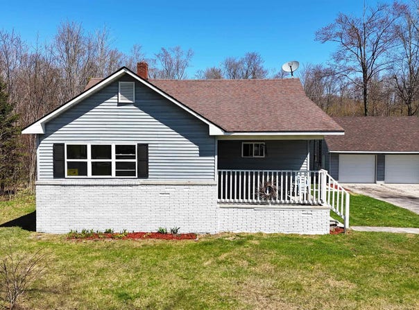 6202W US2, Manistique, MI 49854