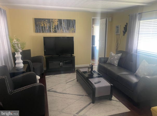 219 WINDING BROOK RUN, NORTH WALES, PA 19454