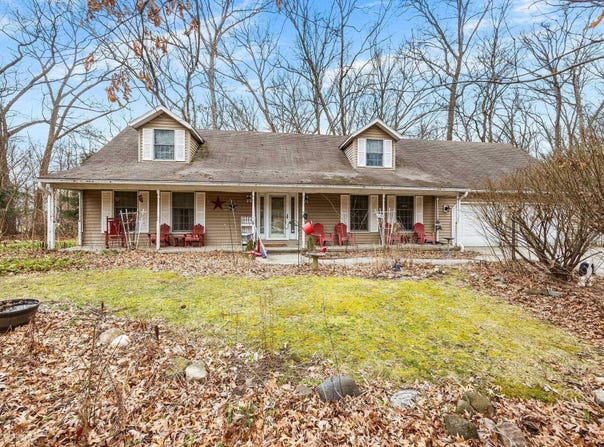 51105 Woodhaven Drive, Elkhart, IN 46514-8829