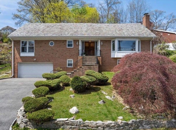 117 Brendon Hill Road, Scarsdale, NY 10583