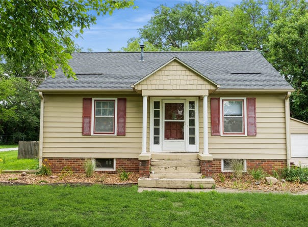 1250 NE 52nd Avenue, Des Moines, IA 50313