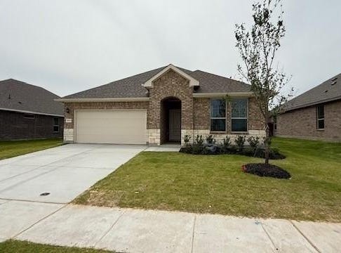 1928 PREAKNESS Drive, Granbury, TX 76049