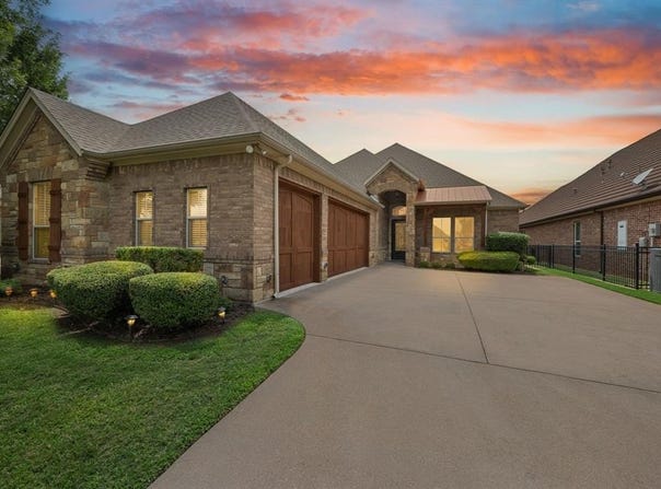 3452 Abes Landing Drive, Granbury, TX 76049