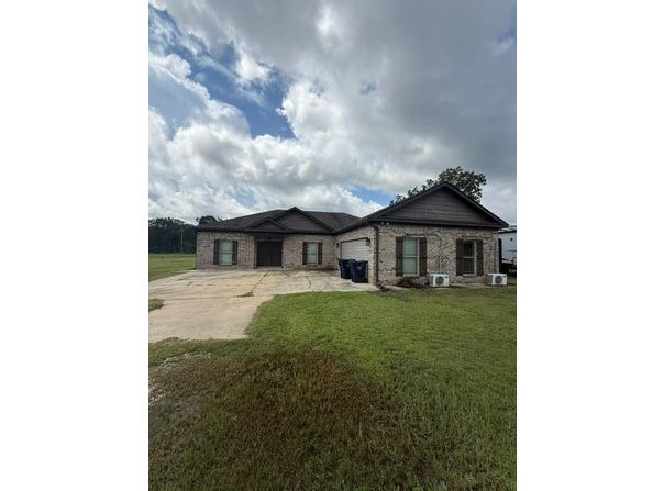 428 Ewell Road, Slocomb, AL 36375