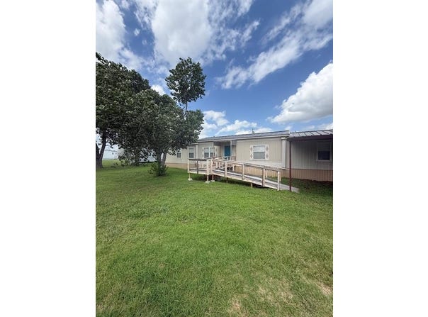 703 Pecan Meadow Drive, Clyde, TX 79510