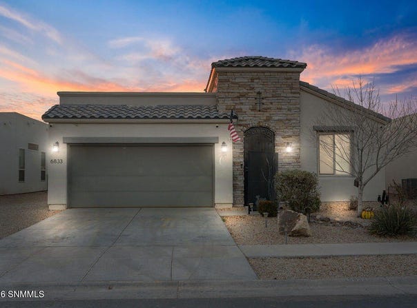6833 Electra Avenue, Las Cruces, NM 88012