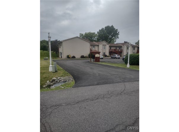 407 Fultz Drive, Oneida, NY 13421