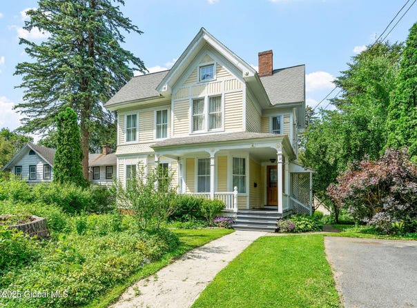 33 Pinewoods Avenue, Troy, NY 12180
