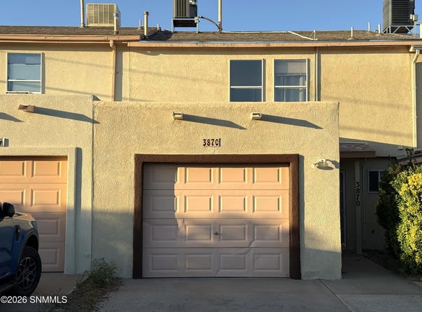 3870 Thurston Court, Las Cruces, NM 88012