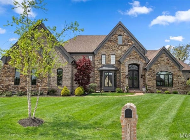 17020 Kennedy Crossing Court, Wildwood, MO 63038