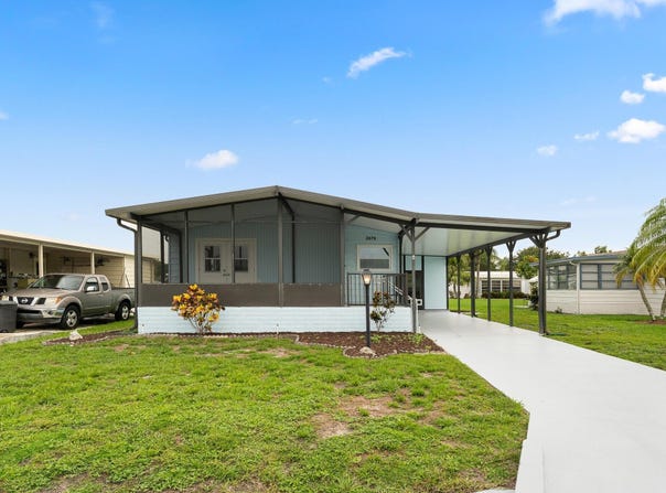 2676 SW Thunderbird Trail, Stuart, FL 34997