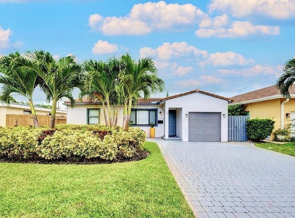 28 NE 26th St, Wilton Manors, FL 33305