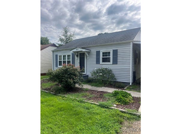 213 Fleetwood Avenue, Waverly, VA 23890