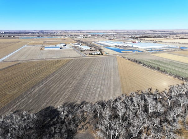 1806 East State Farm Road, North Platte, NE 69101