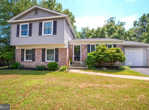 6403 PARK HALL DR W, LAUREL, MD 20707