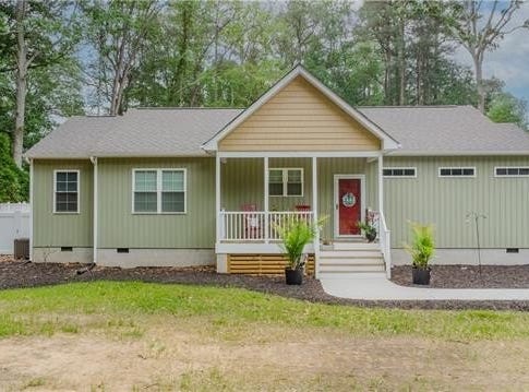 100 Little John Street, Reedville, VA 22539