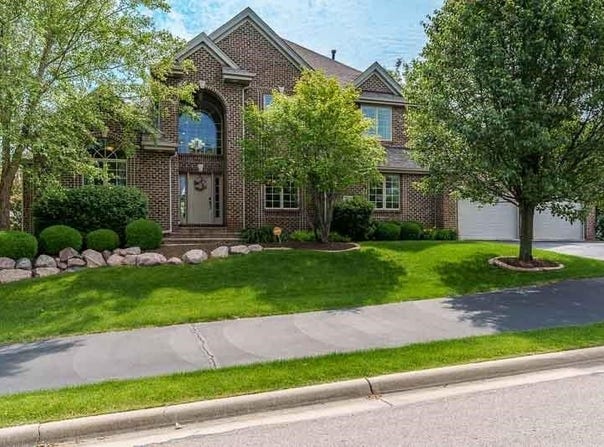 12499 AYRSHIRE, LOVES PARK, IL 61111