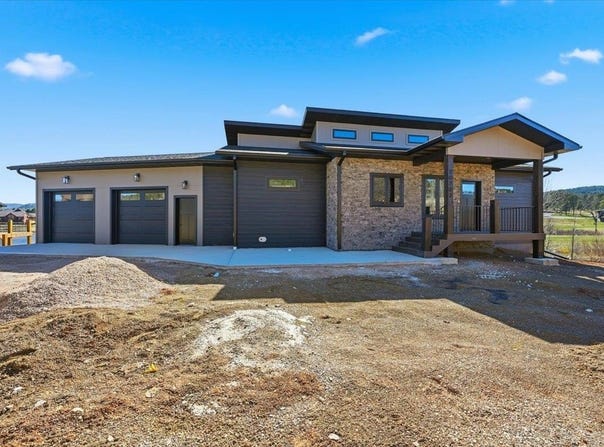 20703 Apple Springs Boulevard, Sturgis, SD 57783