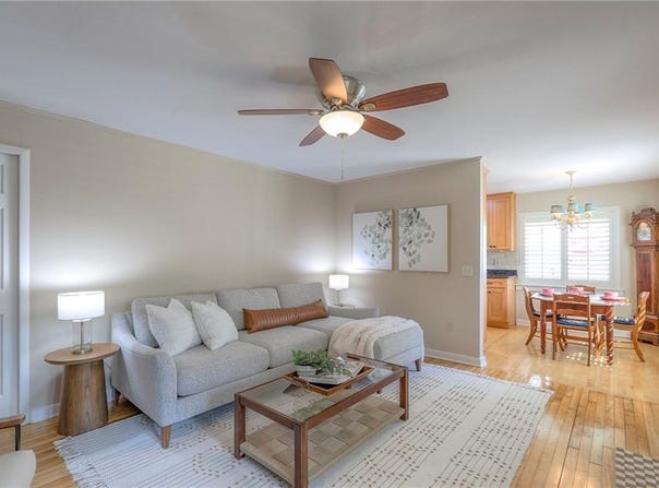 115 NE Green Street, Lee's Summit, MO 64063