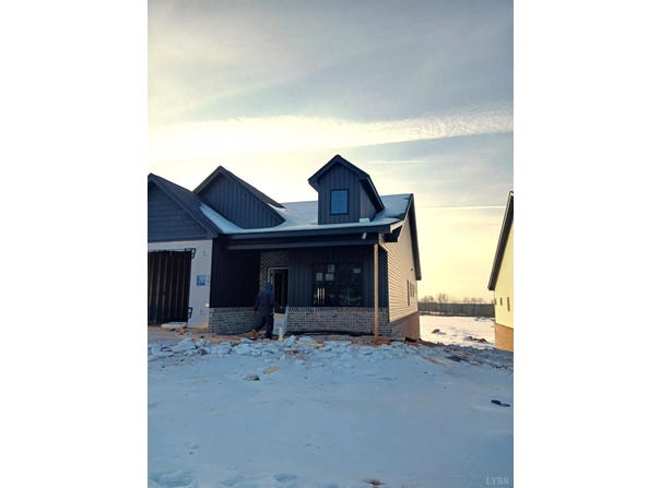 164 Zion Place, Rustburg, VA 24588