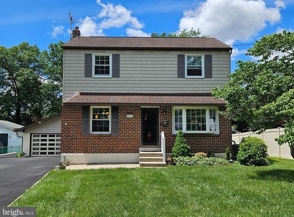 4208 CHANDLER DRIVE, BROOKHAVEN, PA 19015