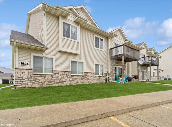 1624 NW Prairie Lakes Drive unit: 4, Ankeny, IA 50023