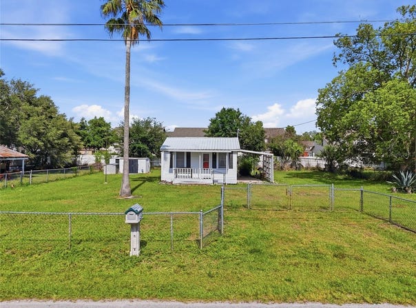 1705 DELAWARE AVENUE, ST CLOUD, FL 34769