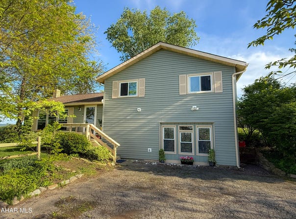 162 Hill Top Heights, Bedford, PA 15522