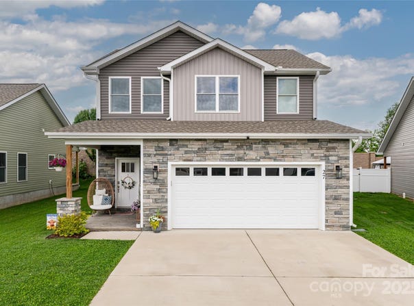 27 Sage Crest Loop, Weaverville, NC 28787