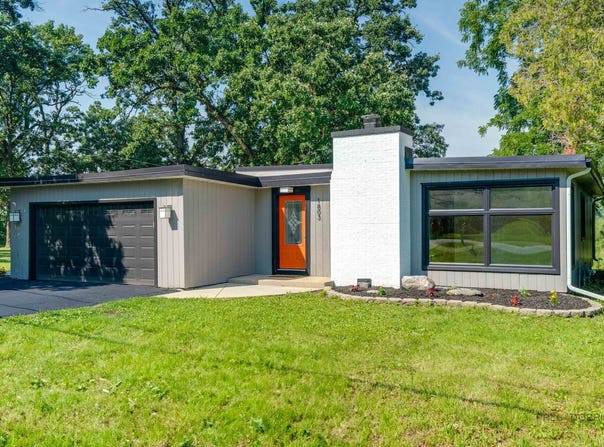 1803 Orchard Lane, McHenry, IL 60050