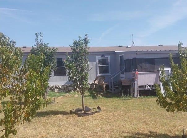 216 S Sarah Circle, Llano, TX 78643