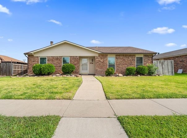 4758 Hamilton Court, The Colony, TX 75056