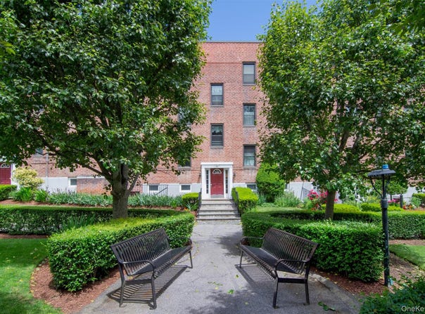 14 S Broadway, Irvington, NY 10533