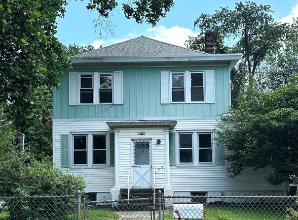 152 EVERGREEN AVENUE, WOODLYNNE, NJ 08107