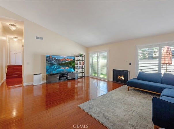 20078 Avenue Of The Oaks, Newhall, CA 91321