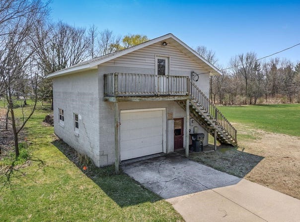 435 La Valle Street, Reedsburg, WI 53959-0000