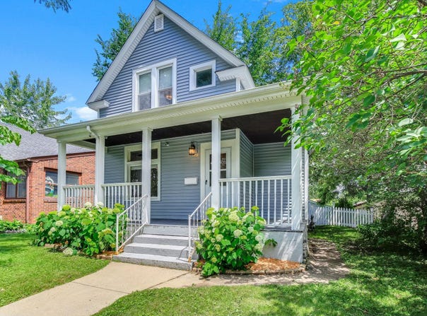 721 Simon Avenue, Saint Paul, MN 55117