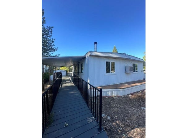 39678 Road 425B, Oakhurst, CA 93644