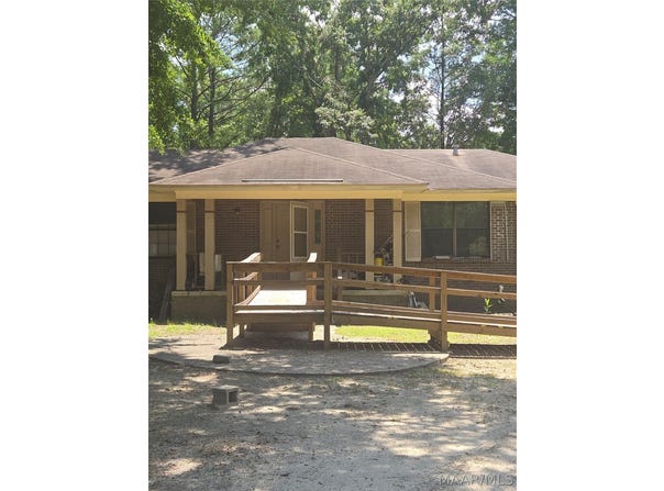 636 Copeland Road, Wetumpka, AL 36092