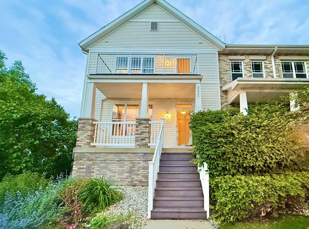8280 Starr Grass Drive, Madison, WI 53179
