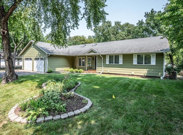 17600 Italy Path, Lakeville, MN 55044