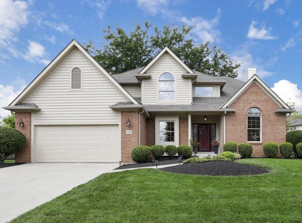 4631 Barnwood Drive, Grove City, OH 43123